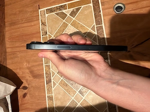Iphone 15 Pro Metallblau Bild 3