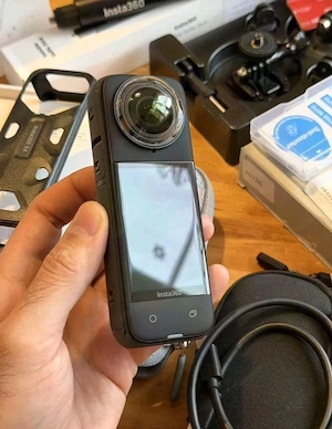 Insta360 X4 inkl. Zubehörpaket Bild 3