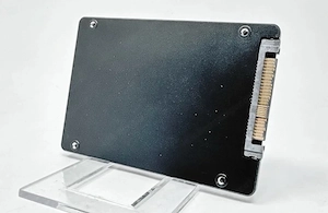SSD Samsung PM983 7,68tb Bild 3