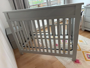 Mitwachsendes Babybett Gitterbett Bild 2
