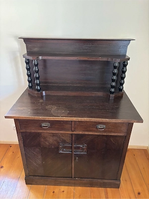 Jugendstil-Stubenmöbel "Schwarze Stube", 1920er Jahre, Eiche gebrannt Bild 2