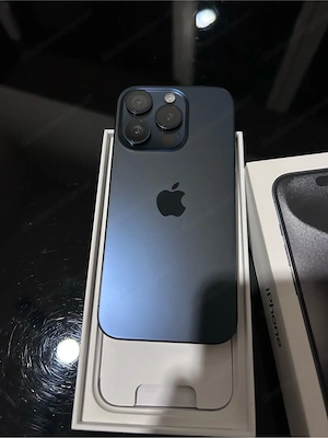 iPhone 15 Pro Black Titanium Bild 3