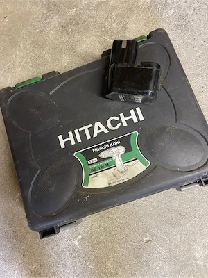 Hitachi Akkuschrauber mit 3 Akku Bild 2