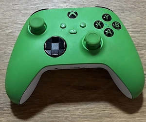 Xbox Series X 1TB mit Laufwerk + 2 Controller + OVP + Rechnung Bild 6