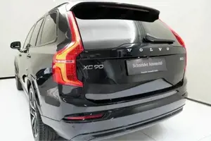Volvo XC 90 D5 AWD Momentum Ultimate Dark 7 Sitzer Bild 3