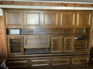 Wohnzimmerschrank