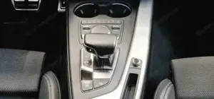 Audi A4 Bild 18