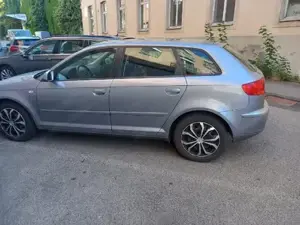 Audi A3 Schräghecklimousine 1,9 TDI Bild 4