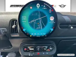 MINI Cooper S JCW Trim // Panorama Glasdach // Driving Assistant Plus Bild 8
