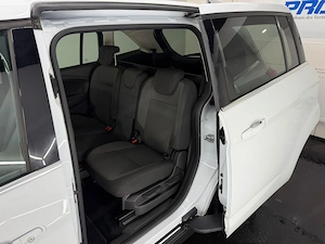 Ford Grand C-Max Titanium *7 Sitzer*Navi*AHK* Bild 9