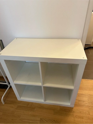 Klassisches IKEA Regal Bild 2
