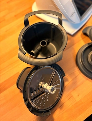 Thermomix TM6 mit umfangreichem Zubehör Bild 5