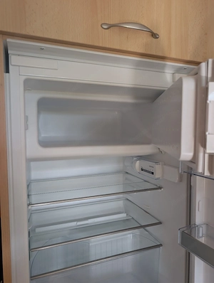 Siemens Einbau-Kühlschrank mit Gefrierfach   134l Bild 2