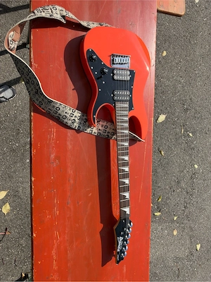 E-Guitarre für jugendlich wie neu Bild 5