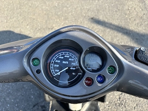 Yamaha JogR Moped Bild 4