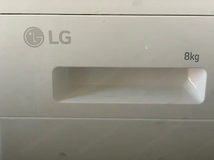 LG Waschmaschine 8 kg fast neu Bild 3