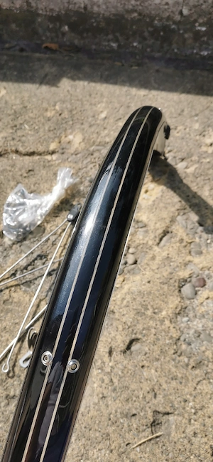 Verschenke Schutzblech Bild 3