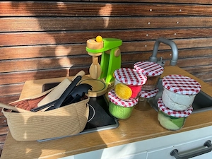Ikea Kinderküche + Zubehör Bild 2