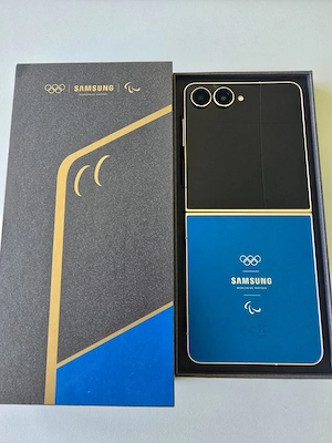 Samsung Z Flip 7 (512 GB, Olympia Olympic Version) Neuzustand Bild 4
