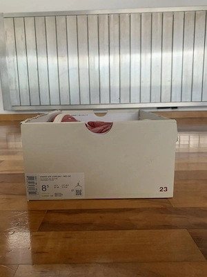 Nike Air Jordan 1 Mid SE Rot Weiß   Gr. 40   Neu mit Originalbox Bild 7