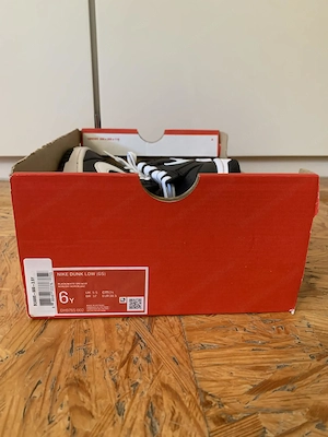 Nike Dunk Low Panda GS   Gr. 38,5   Neu mit Originalbox Bild 5