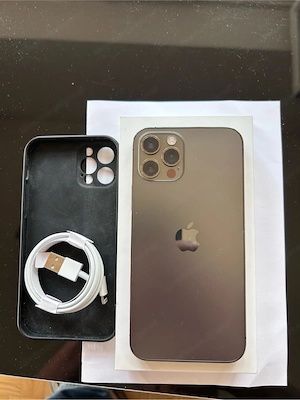 iPhone 12 Pro 100 % Akkuleistung Bild 2