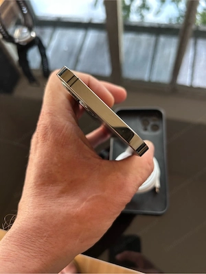 iPhone 12 Pro 100 % Akkuleistung Bild 9
