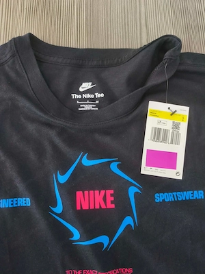 Nike Sportswear Herren T-Shirt Schwarz S Neu mit Etikett Bild 3