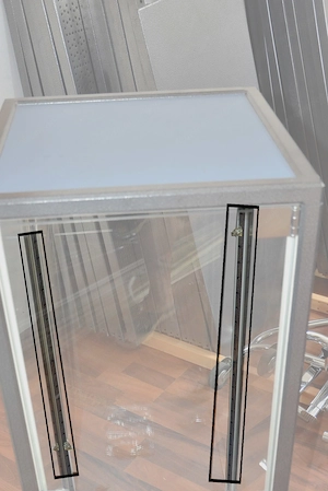 Glasvitrine, verschließbar 40 x 40 x 95 cm Bild 3