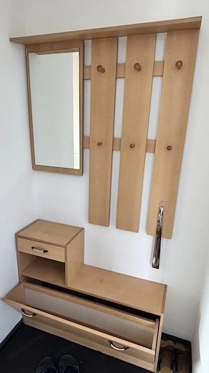 Garderobe. Bild 2