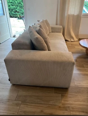 Bobochic Sofa in Beige + Hocker   Cordstoff Bild 3