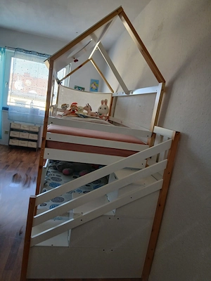 Kinder Hausbett mit Stauraum-Treppe Bild 3