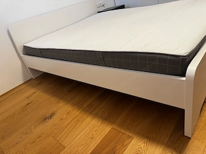 Ikea Askvoll Bett 160x200 + Lattenrost Leisrund Bild 5