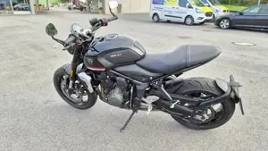 Triumph Trident 660 Bild 3