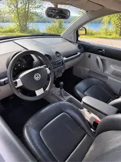  VW New Beetle 2.0  116 PS  Leder Pickerl NEU Bild 2