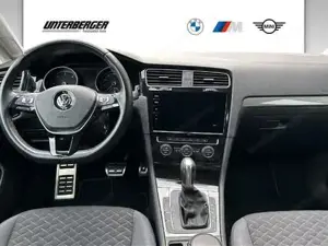 VW Golf Golf 7 Automatik // Bremsen Neu // Sehr gepflegt Bild 6