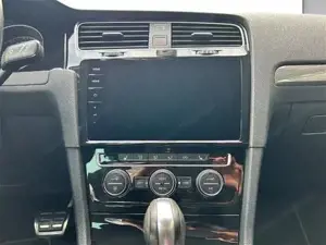 VW Golf Golf 7 Automatik // Bremsen Neu // Sehr gepflegt Bild 8