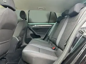 VW Golf Golf 7 Automatik // Bremsen Neu // Sehr gepflegt Bild 9
