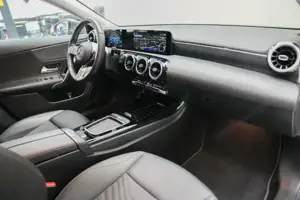 Mercedes-Benz CLA 200 Shooting Brake Bild 10