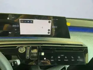 Peugeot 5008 Bild 11