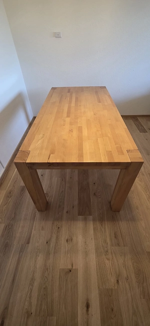 Voll Holz Tisch Bild 2