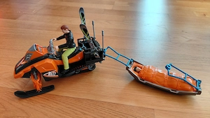 Bruder Skidoo mit Akja