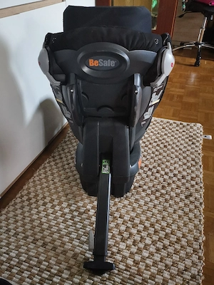 Kindersitz BeSafe iZi Combi X4 ISOfix  Bild 3