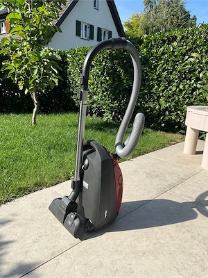 Miele S2121 Staubsauger