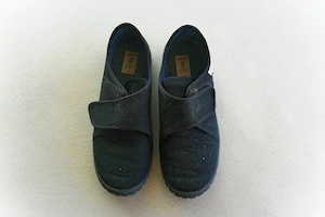 Superfit Hausschuhe "Bill" Gr. 33, Schwarz   Super Zustand!