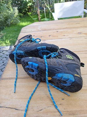 Bergschuhe Gr. 31 Bild 2