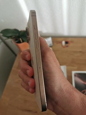 iPhone 16 Pro Max, 256GB, Desert Titanium Bild 7