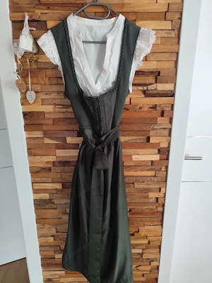 Tolles Dirndl neu  Bild 2