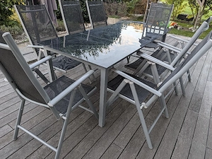 Gartentisch und 8 Gartenstühle inkl. Sitzauflagen Bild 3