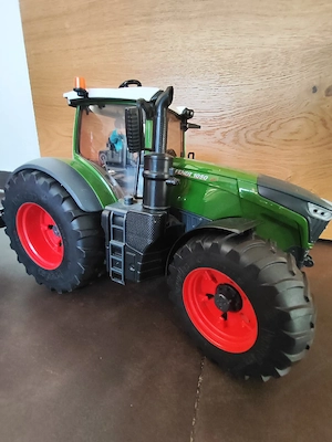  Bruder Fendt 1050 Vario mit Krampe Wannenkipper  Bild 5